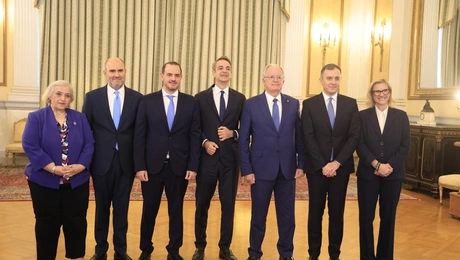 Ορκίστηκαν τα νέα μέλη της κυβέρνησης