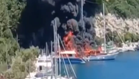 Παξοί φωτιά