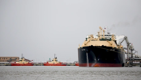LNG Tanker