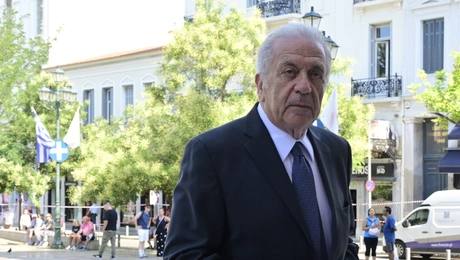 Δημήτρης Αβραμόπουλος