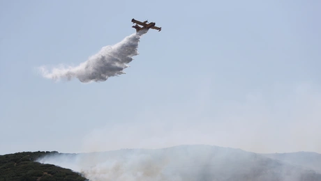 Φωτιά στο Δερβένι Θεσσαλονίκης 