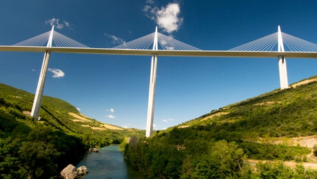  Viaduc de Millau
