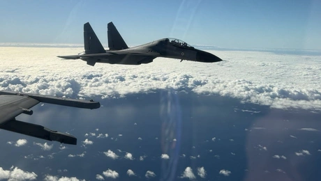 F-16 