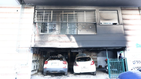 Επιθέσεις με γκαζάκια κατά οχημάτων πολιτευτών της ΝΔ στη Θεσσαλονίκη
