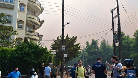 Πυρκαγιά στην περιφερειακή Αιγάλεω