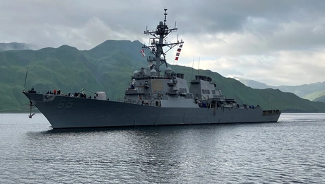 Το USS Benfold