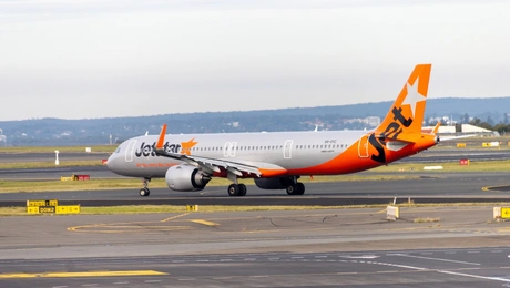 αεροπλάνο-jetstar