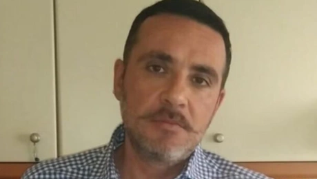 Βασίλης Πετράκης