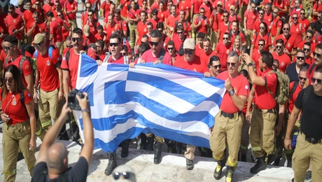 εποχικοί-πυροσβέστες-διαμαρτυρία