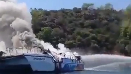 φωτιά σκάφος Τουρκία