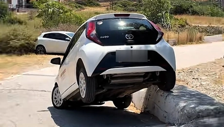 Παρκάρισμα στην Ικαρία