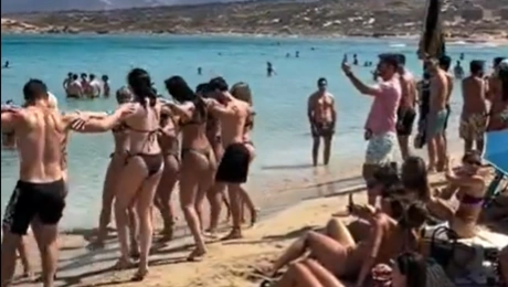 Πανηγύρι στην παραλία στα Κουφονήσια