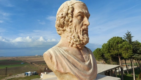 Προτομή του Ομήρου στο Τσανάκαλε