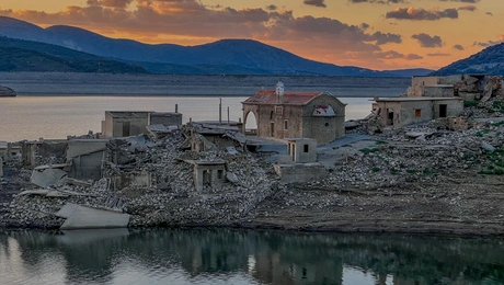Σφενδύλι