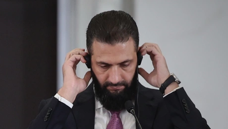 Ο πρώην τρομοκράτης και νυν Σύρος πρόεδρος, Μοχάμεντ Αλ Σαράα