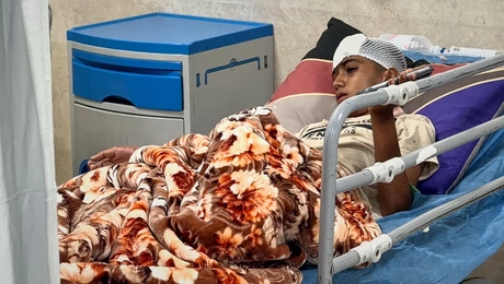 Παιδί που τραυματίστηκε από τον βομβαρδισμό των ΗΠΑ στη γαμήλια τελετή