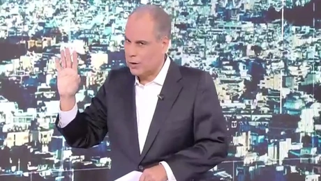 Νίκος Στραβελάκης Δέκα Παντού