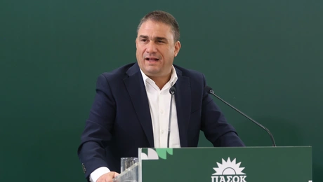 Ο Κώστας Τσουκαλάς