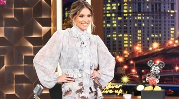 Η Αθηνά Οικονομάκου στην εκπομπή «The 2Night Show