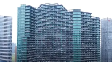 Η πολυκατικοία Regent International