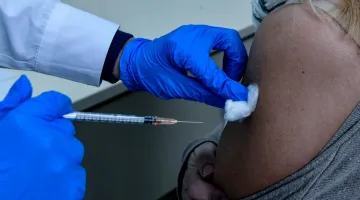 Εμβολιασμός στο Κέντρο Υγείας της Λ. Αλεξάνδρας