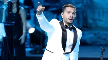 Ο Χρήστος Μάστορας σε συναυλία στο Ωδείο Ηρώδου Αττικού