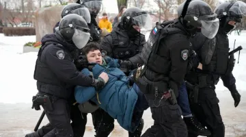 Ρωσία: Συλλήψεις διαδηλωτών για τον θάνατο του Αλεξέι Ναβάλνι