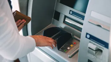 Ανάληψη σε μηχάνημα ATM