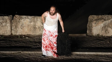 Ο Θοδωρής Σκυφτούλης