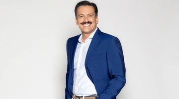 Θάνος Κιούσης