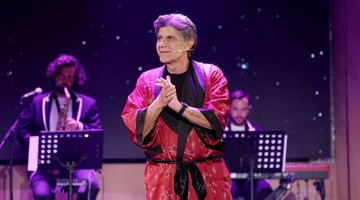 Γιάννης Μπέζος