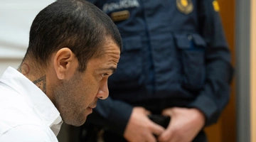 ντανι αλβεσ δικαστηριο