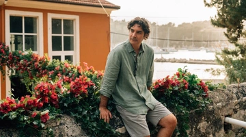 Maestro - Χριστόφορος Παπακαλιάτης