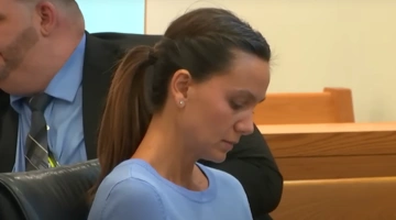 ασλει μπενεφιλντ