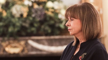 Κατερίνα Σακελλαροπούλου