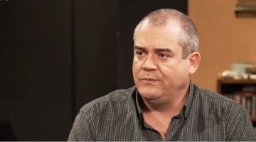 Πυγμαλίων Δαδακαρίδης: «Έχω υπάρξει πολύ αυτοκαταστροφικός, ακόμα με επισκέπτεται αυτή η πλευρά»