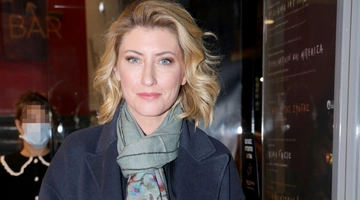 Σία Κοσιώνη: «Με θυμώνει πάρα πολύ, νιώθω ότι θέλω να σπάσω την οθόνη»