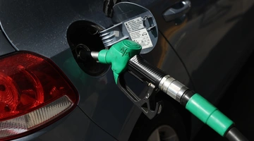 Βενζίνη σε αυτοκίνητο