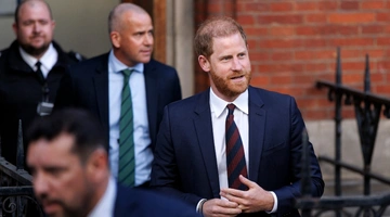 Ο Πρίγκιπας Χάρι με την ασφάλειά του