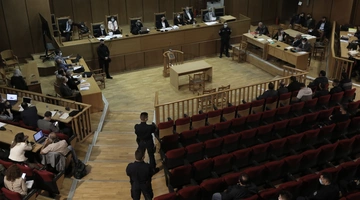 Στιγμιότυπο από δικαστήριο