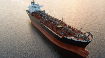 Δεξαμενόπλοιο σε θάλασσα