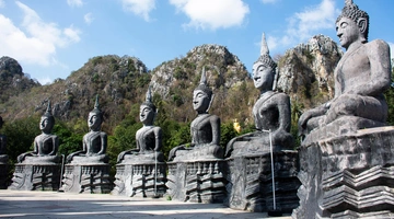 Το μοναστήρι Wat Tham Krabok στην Ταϊλάνδη