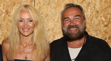 Γρηγόρης Γκουντάρας και Ναταλί Κάκκαβα
