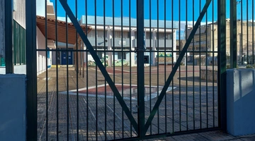 Κλειστό σχολείο