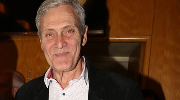 Αλμπέρτο Εσκενάζυ