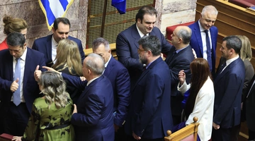 Υπερψηφίστηκε ο προϋπολογισμός στη Βουλή