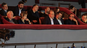 Ο «εξώστης» στην παρουσίαση του βιβλίου του Αλέξη Τσίπρα