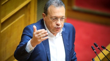 Φάμελλος στην Ολομέλεια