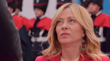 Η Τζόρτζια Μελόνι μπροστά στον πρόεδρο της Μοζαμβίκης