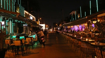 Ο πεζόδρομος στο Μπουρνάζι